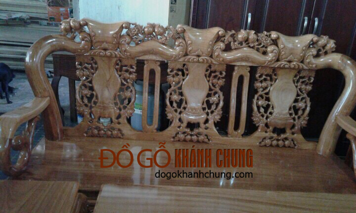 Bàn ghế phòng khách gỗ gõ đỏ