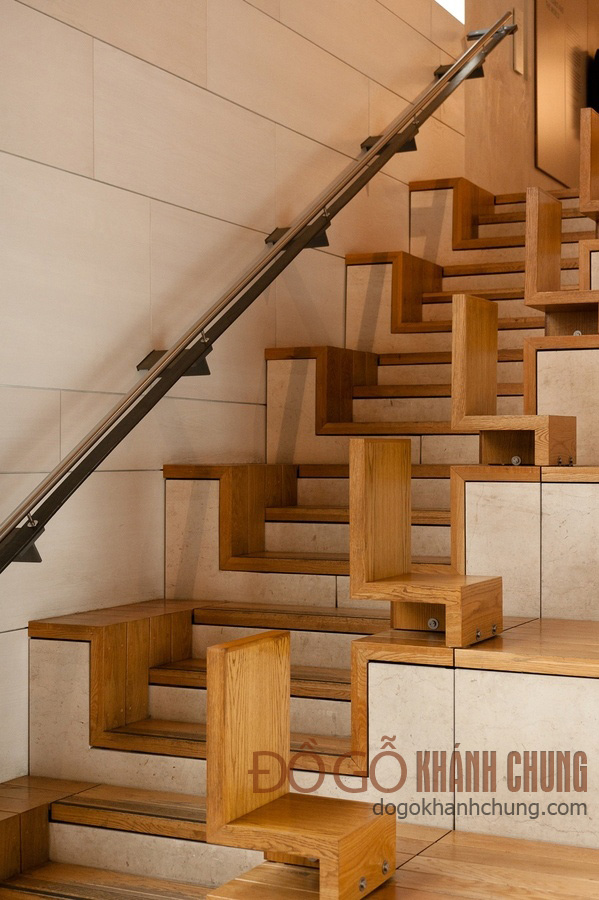 cầu thang gỗ